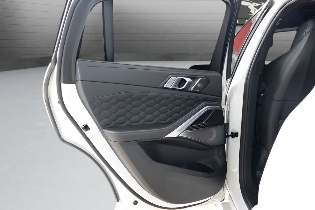 Used 2021 BMW X6 M w/ Competition Package image 50