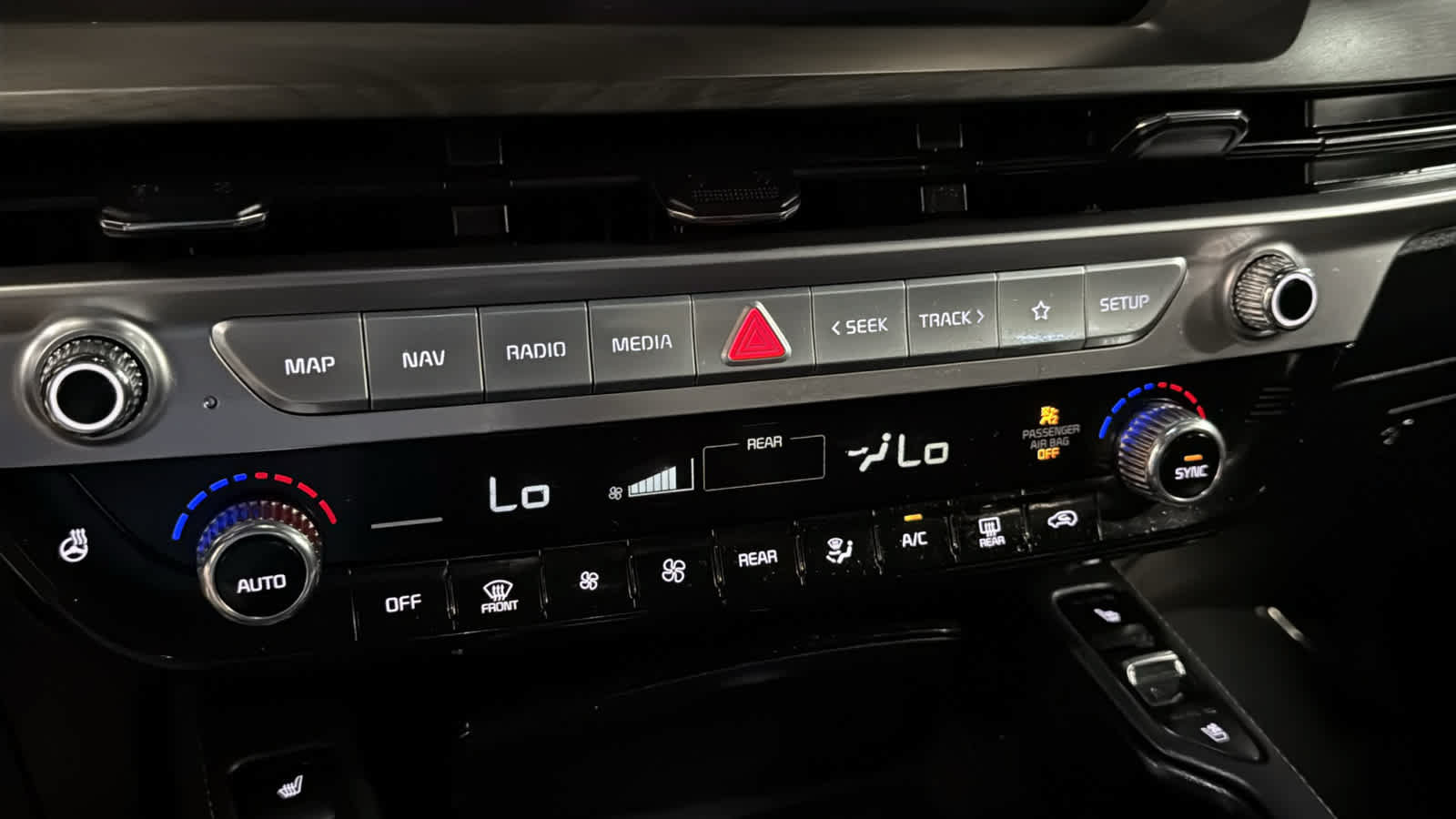 Used 2024 Kia Telluride EX X-Line AWD/4WD image 19