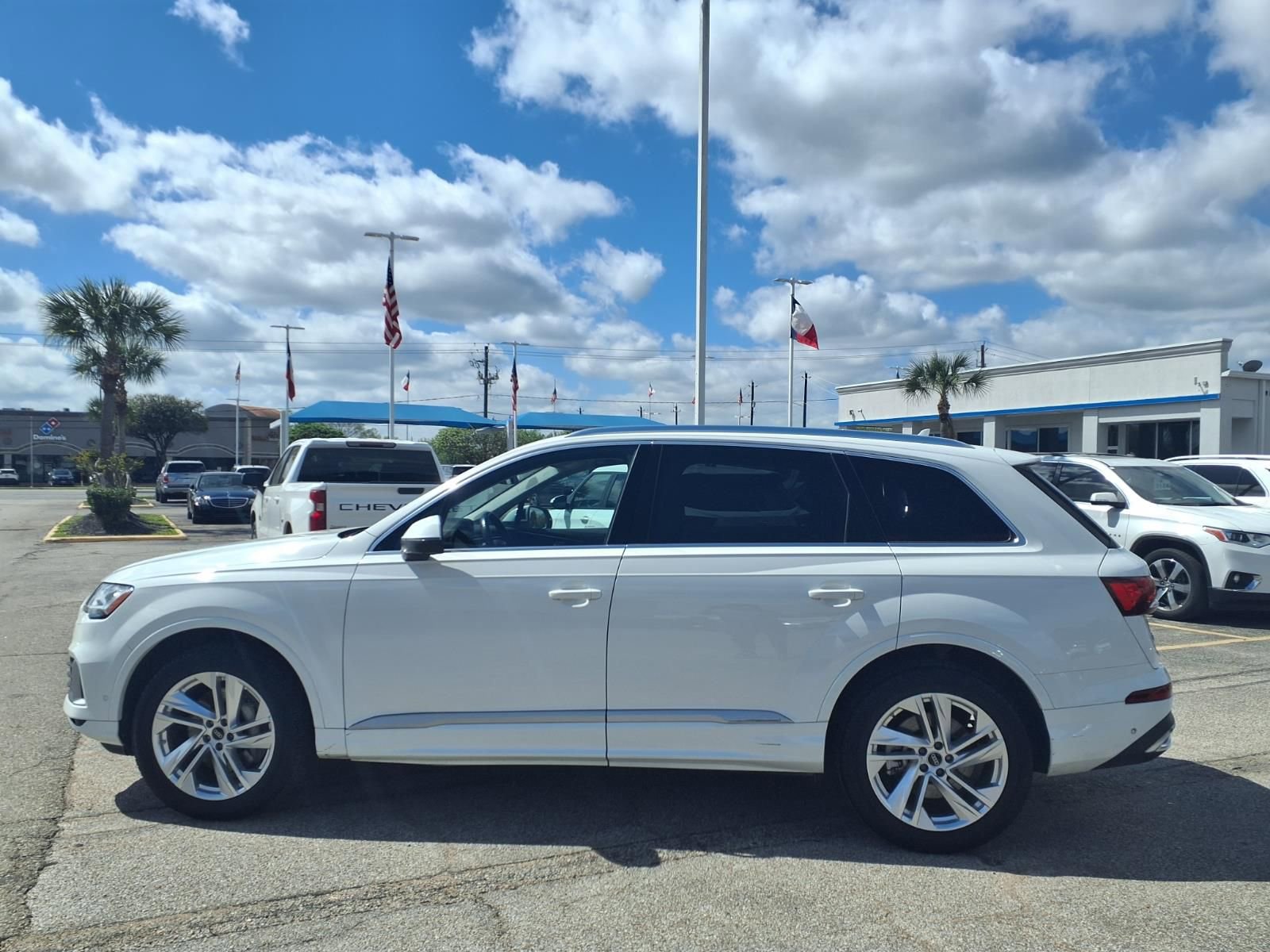 Used 2023 Audi Q7 3.0T Premium Plus image 24