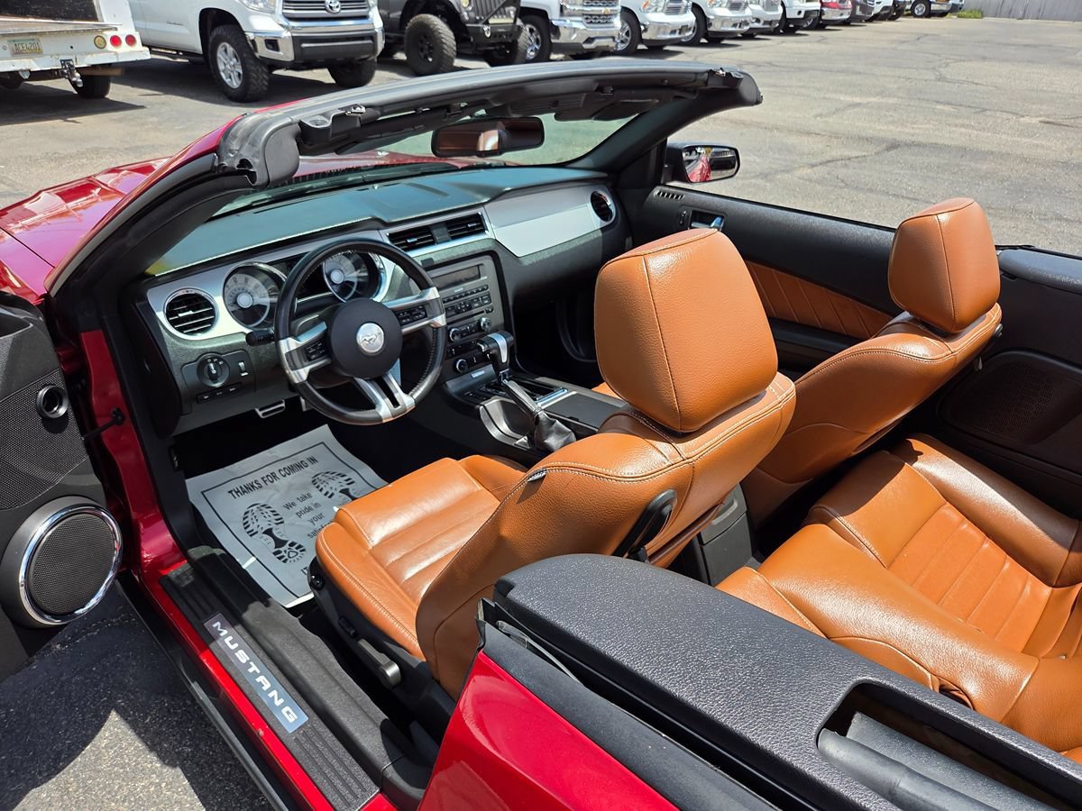 Used 2010 Ford Mustang Premium RWD image 55