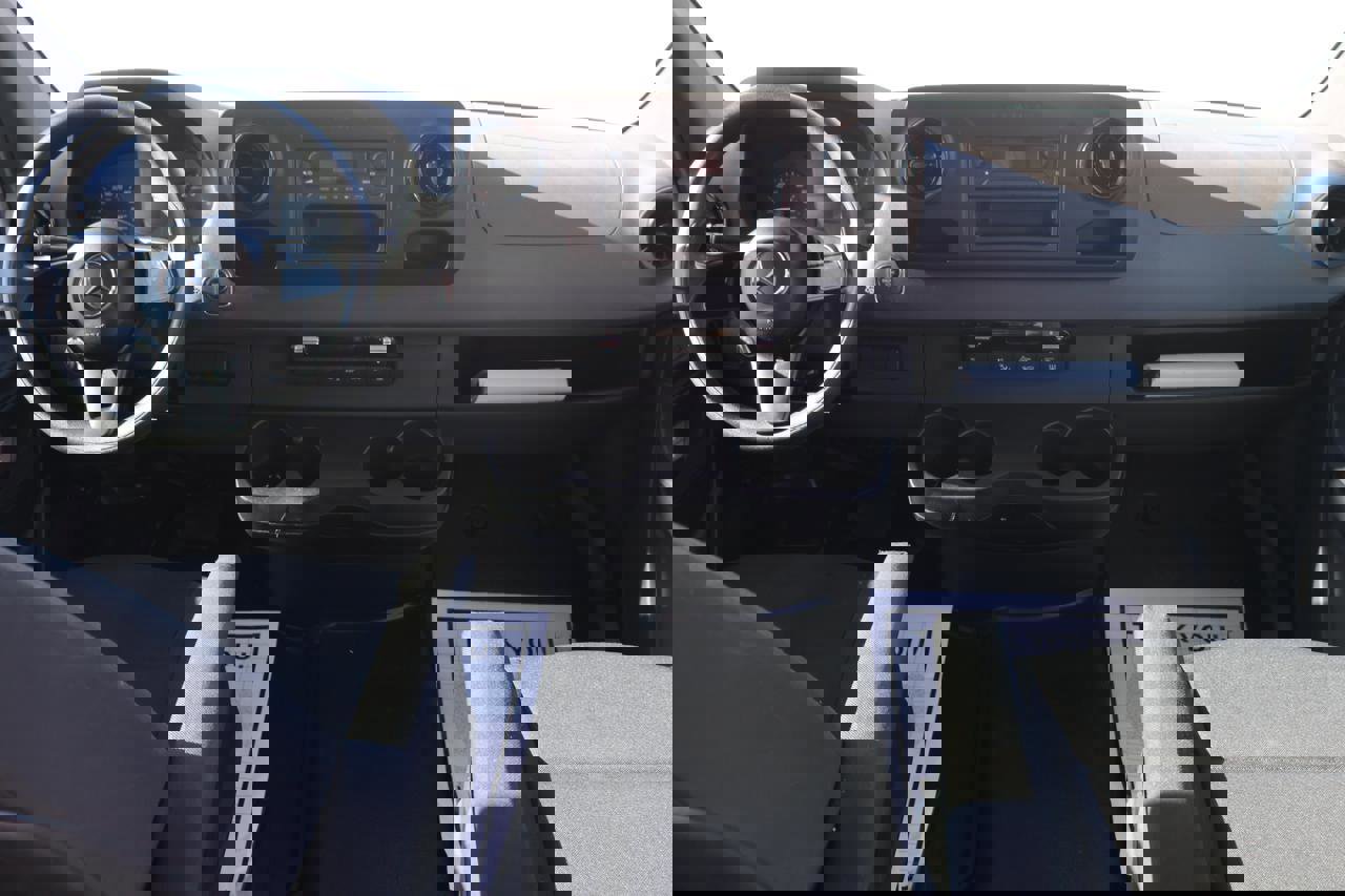 Used 2019 Mercedes-Benz Sprinter 2500 image 21