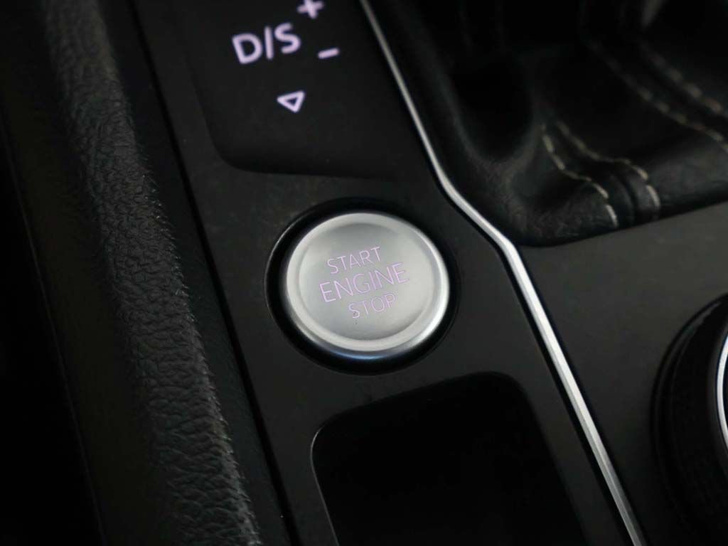 Used 2023 Volkswagen Atlas SEL Premium AWD/4WD image 43