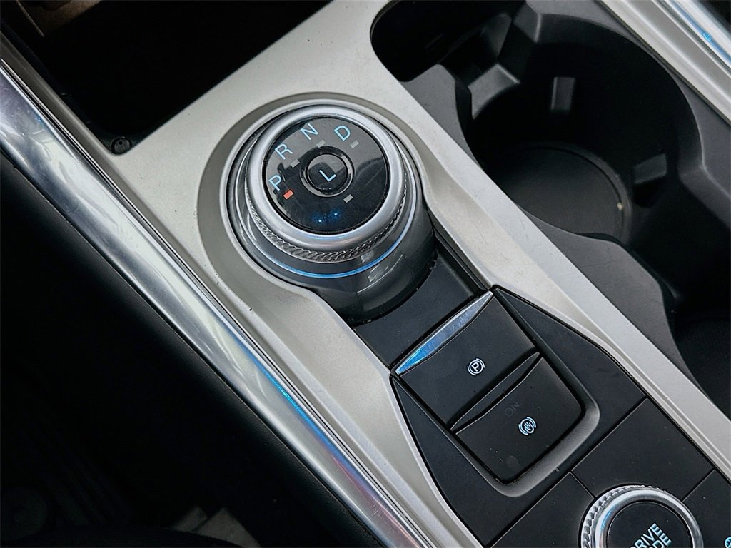 Used 2022 Ford Explorer XLT w/ Equipment Group 202A image 33