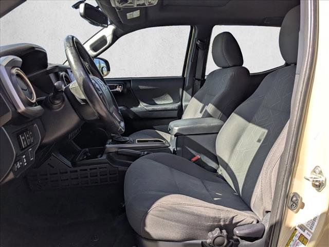 Used 2016 Toyota Tacoma TRD Off-Road image 23