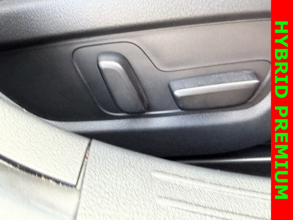 Used 2025 MAZDA CX-50 AWD 2.5 Hybrid w/ Premium Pkg image 29