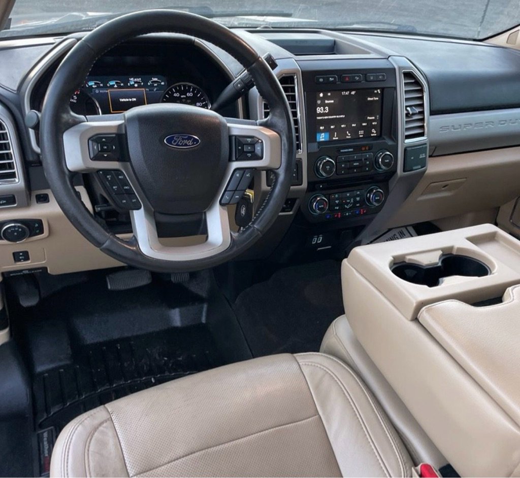 Used 2017 Ford F350 Lariat w/ Tow Technology Bundle image 7