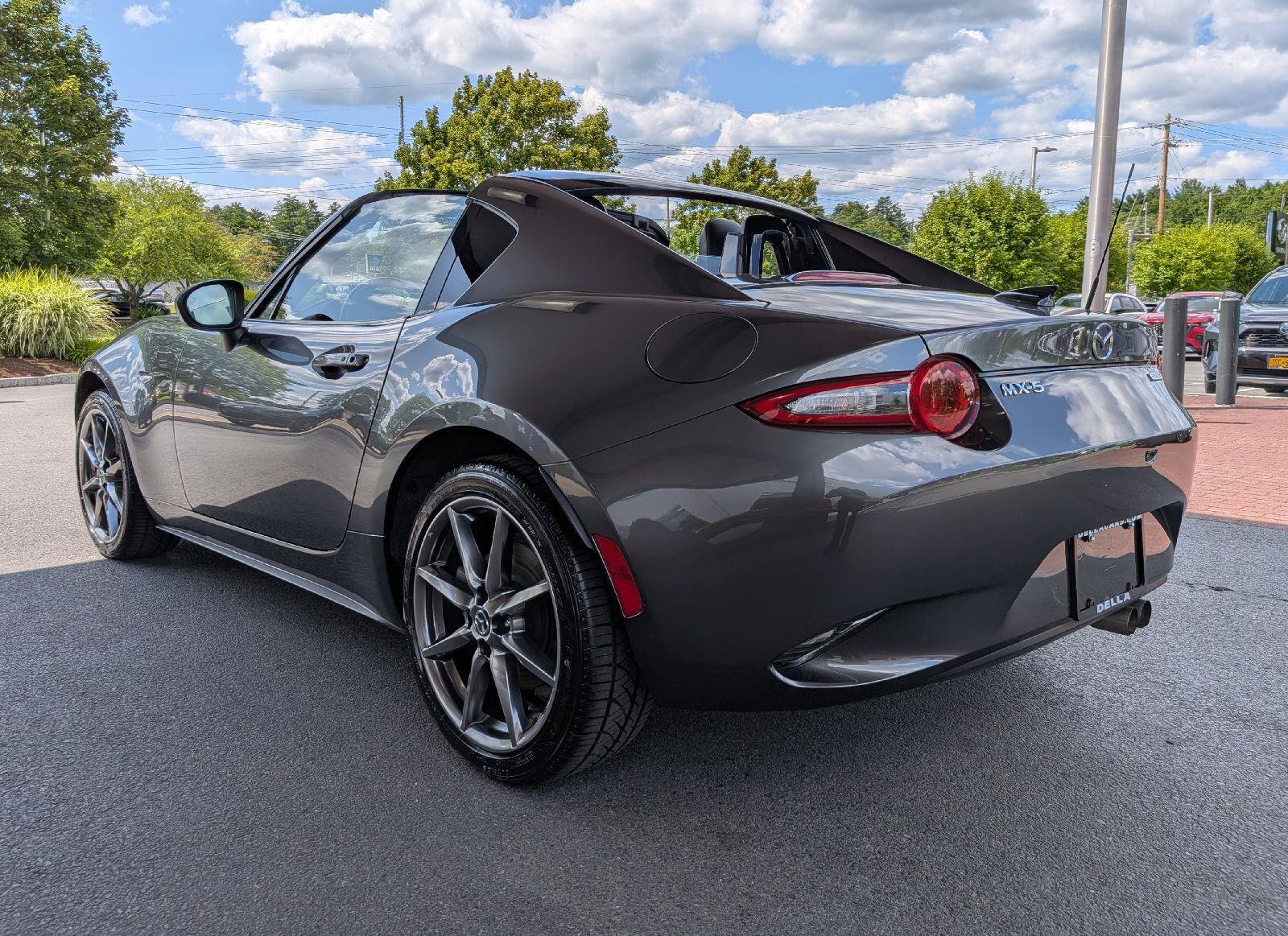 Used 2021 MAZDA MX-5 Miata RF Grand Touring RWD image 10