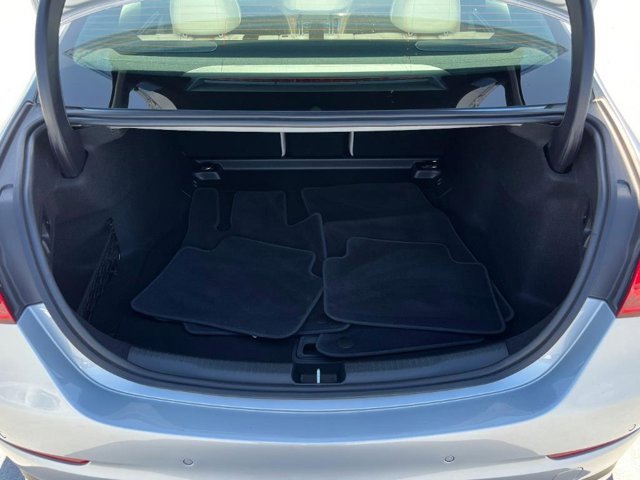 Used 2025 Mercedes-Benz C 300 Sedan image 22