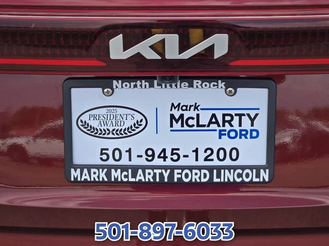 Used 2024 Kia Carnival LX FWD image 15