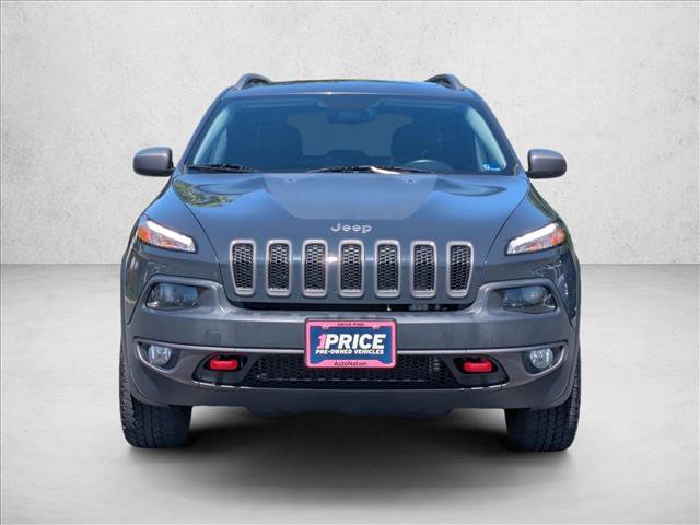 Used 2017 Jeep Cherokee Trailhawk w/ Comfort/Convenience Group AWD/4WD video 2