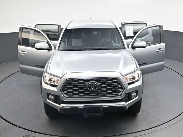 Used 2023 Toyota Tacoma TRD Off-Road w/ Black Out Package (TMS) AWD/4WD image 39