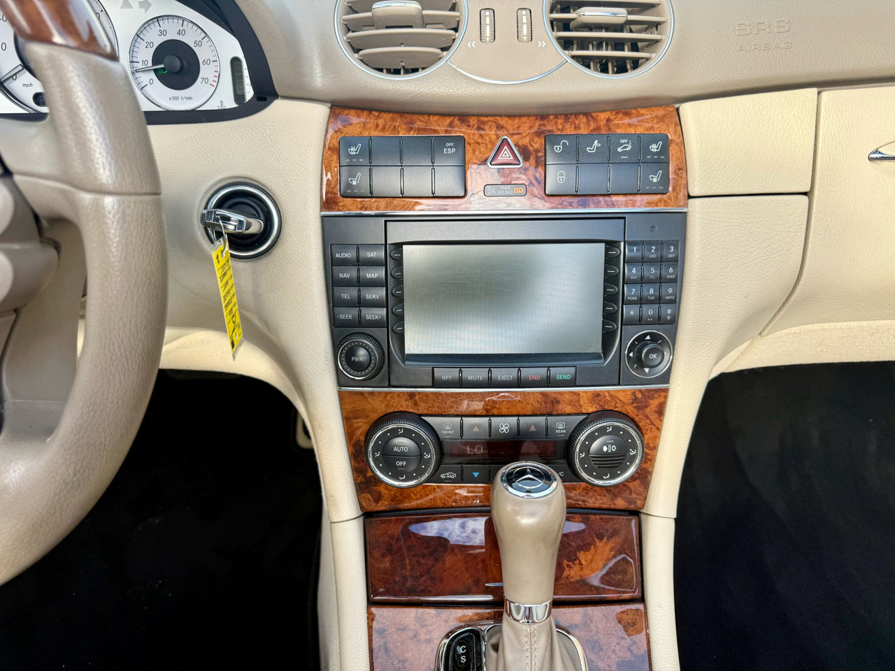 Used 2006 Mercedes-Benz CLK 500 Cabriolet image 30