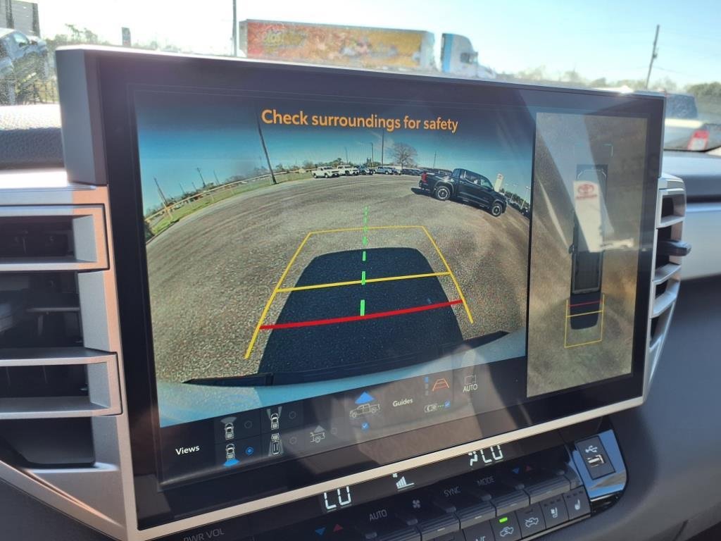 New 2025 Toyota Tundra Limited image 17