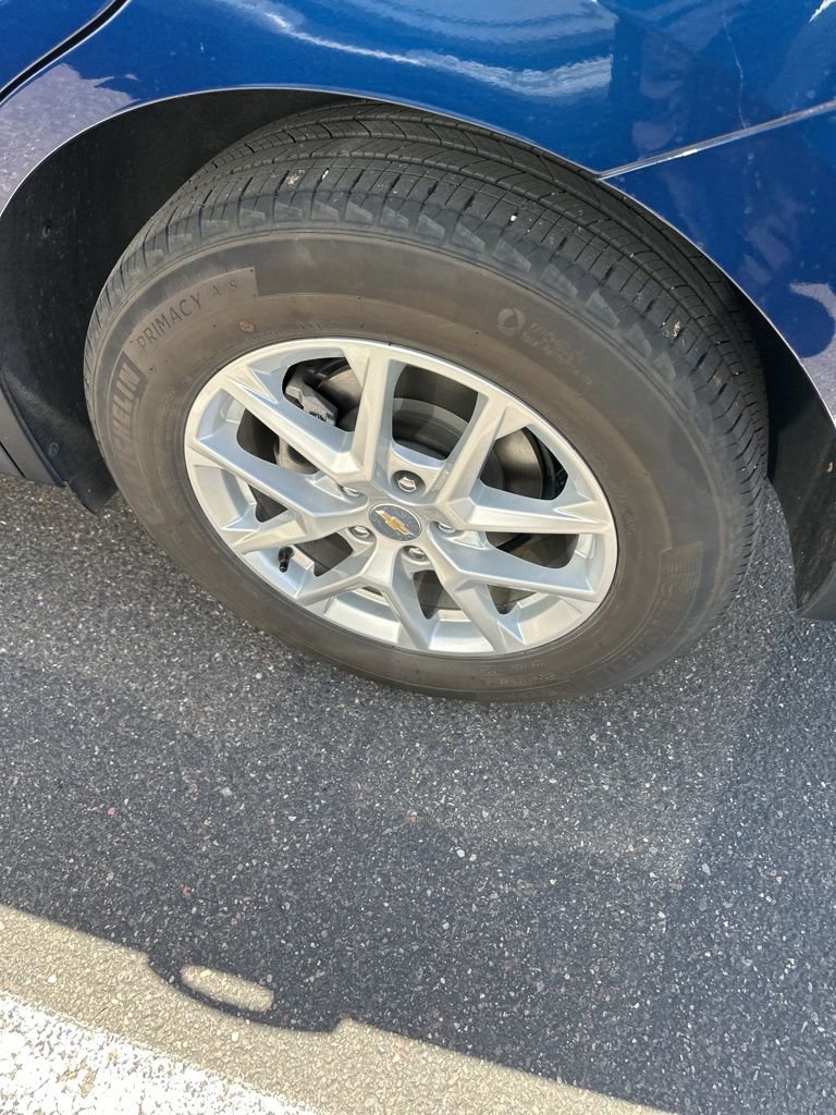 Used 2022 Chevrolet Equinox LT FWD image 12