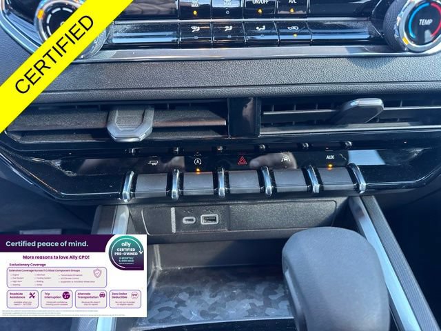 Used 2026 Chevrolet Colorado W/T RWD image 12