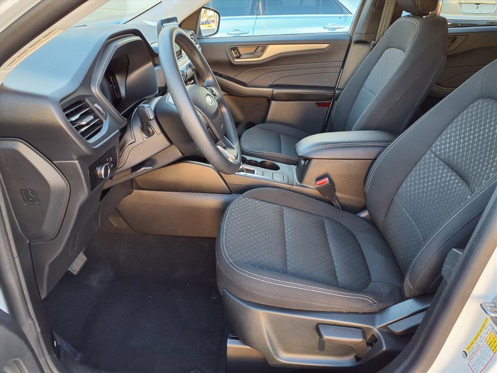 Used 2025 Ford Escape Active image 18