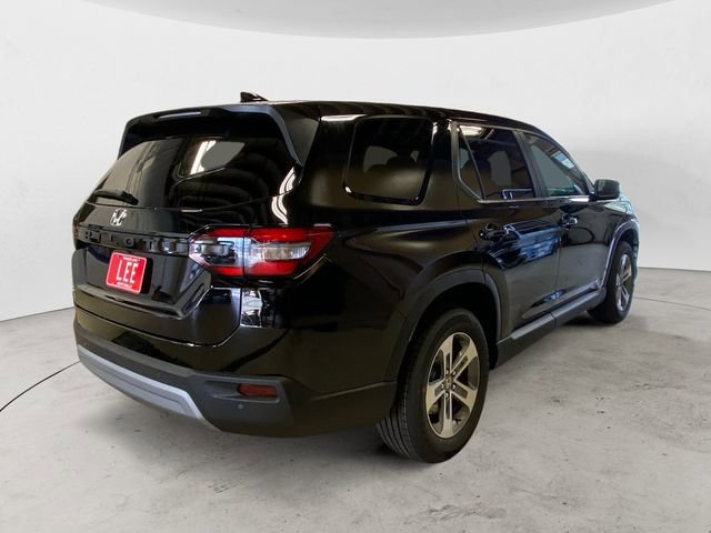 New 2025 Honda Pilot EX-L image 6