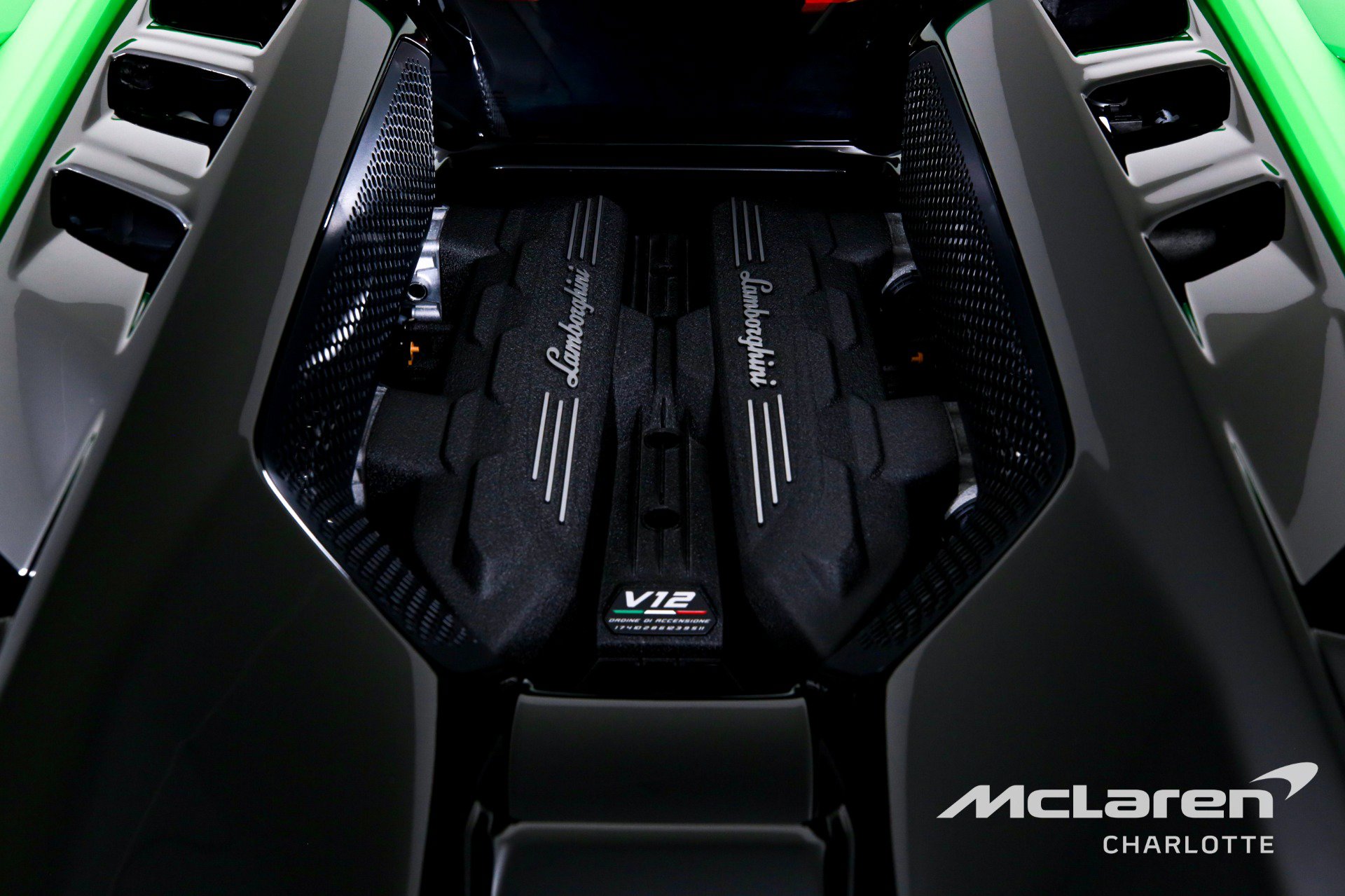 Used 2024 Lamborghini Revuelto image 21