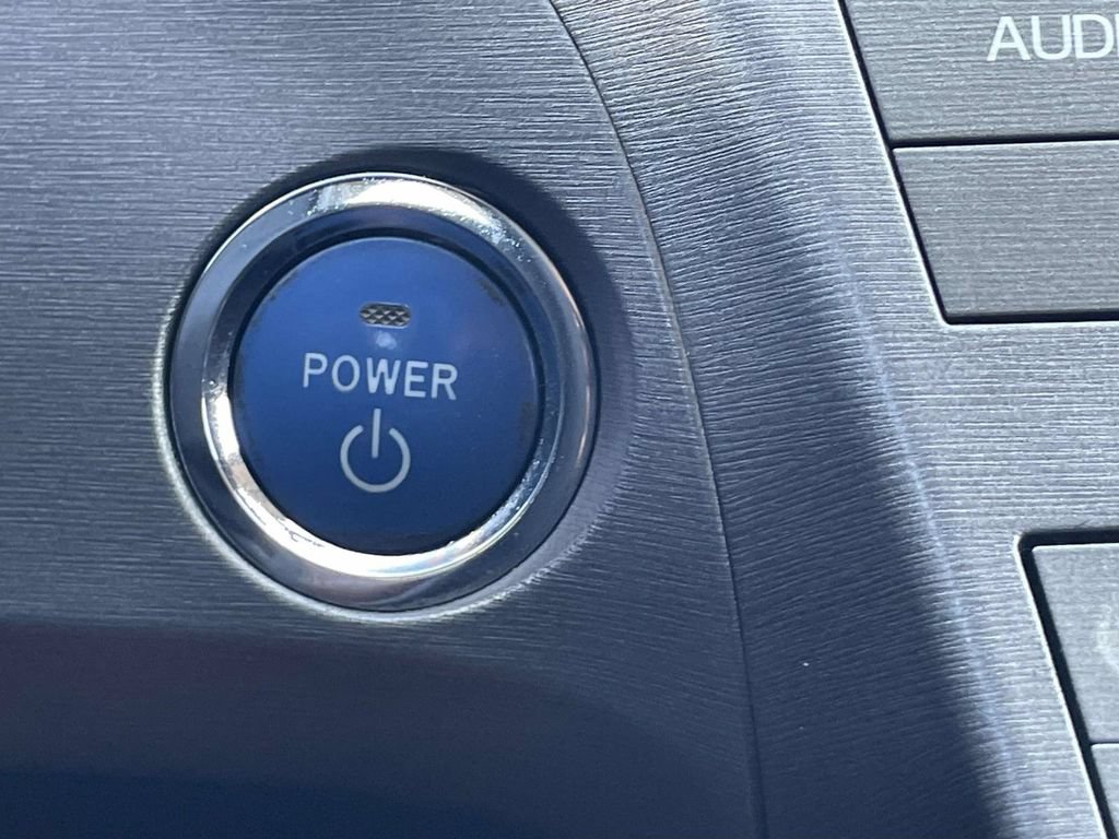 Used 2014 Toyota Prius Two FWD image 36