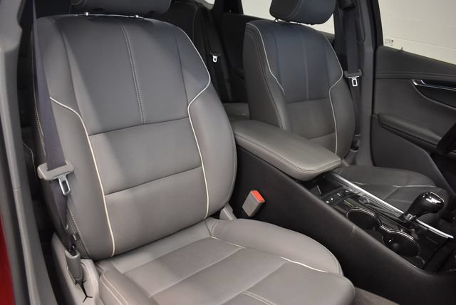Used 2017 Chevrolet Impala Premier w/ Enhanced Convenience Package FWD image 6