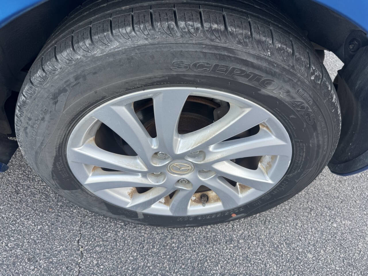 Used 2012 MAZDA MAZDA3 i Touring image 24