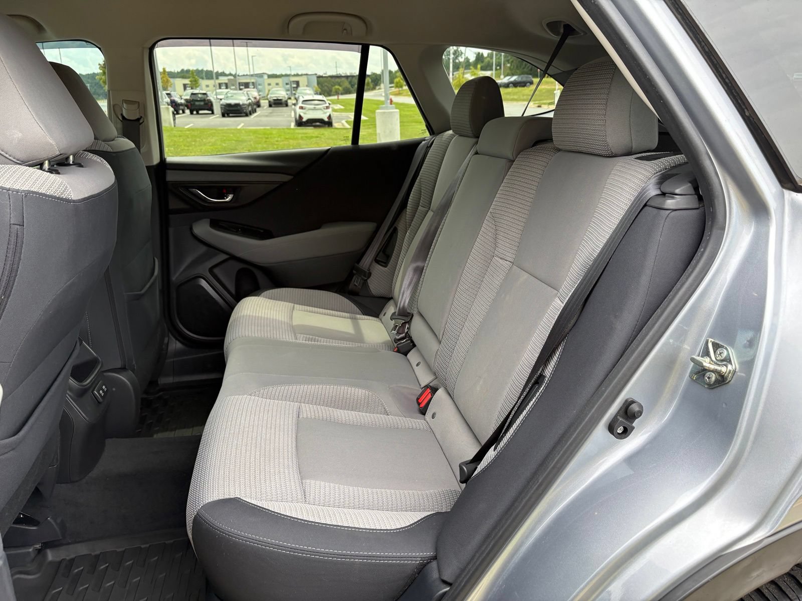 Used 2020 Subaru Outback Premium AWD/4WD image 30
