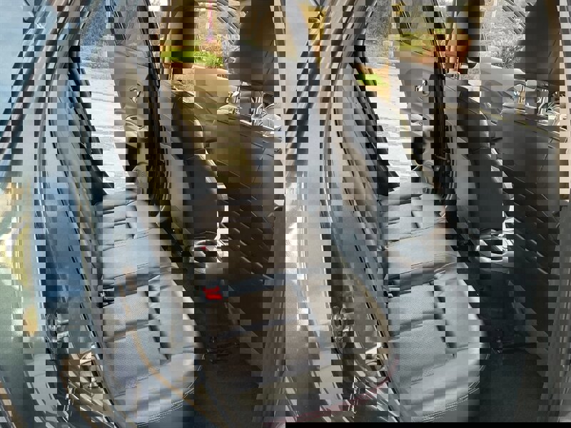 Used 2011 Nissan Juke SL image 32