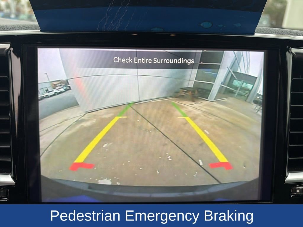 Used 2023 Chrysler Pacifica Limited w/ Uconnect Theater Family Group image 27