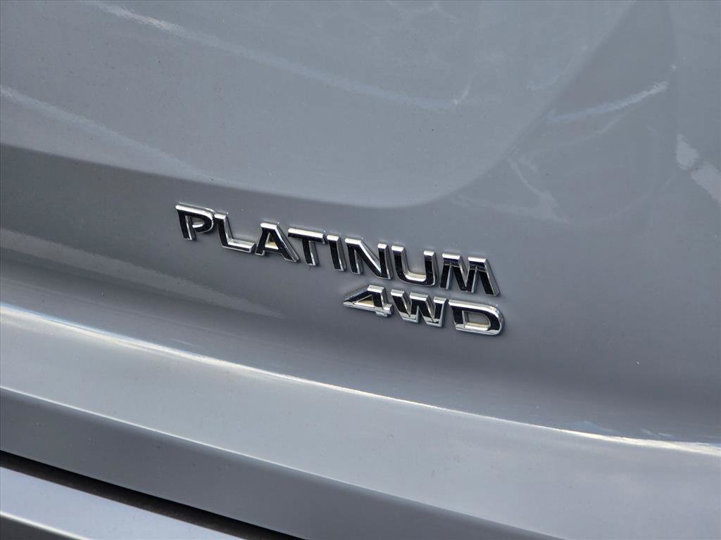 Used 2024 Nissan Pathfinder Platinum w/ Cargo Package AWD/4WD image 15