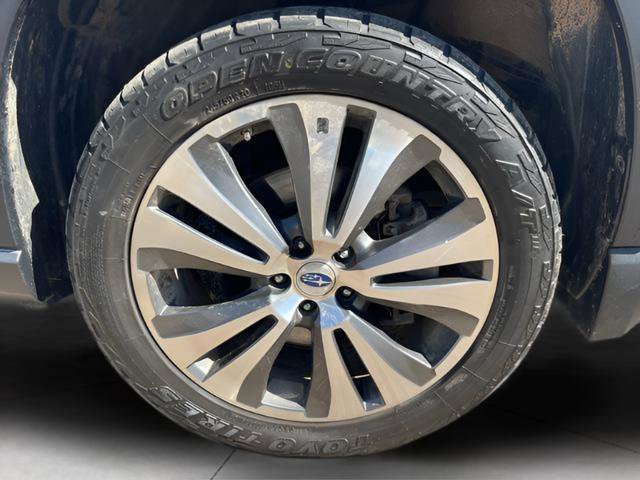 Used 2019 Subaru Ascent Limited w/ Popular Package #3 image 14