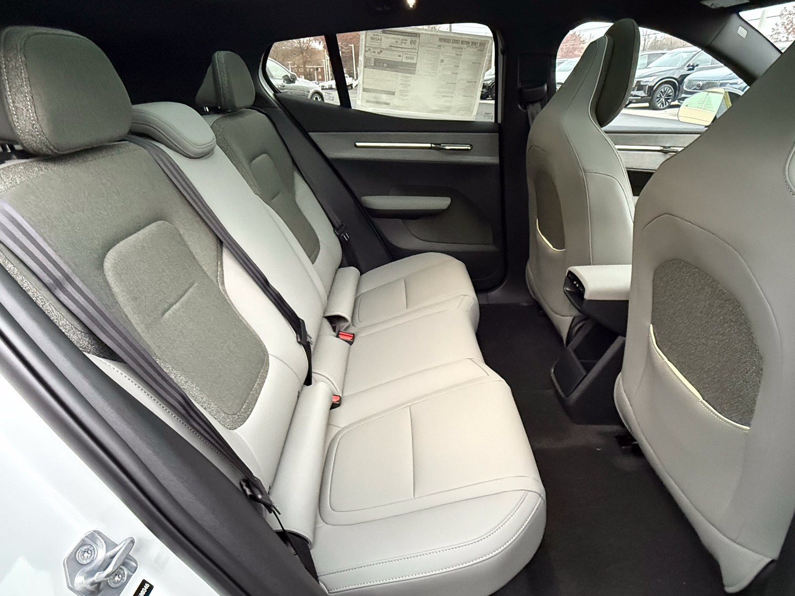 New 2026 Volvo EX30 Cross Country Ultra w/ Protection Package Premier AWD/4WD image 17