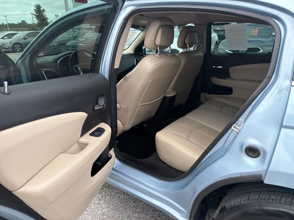 Used 2013 Chrysler 200 Limited FWD image 20