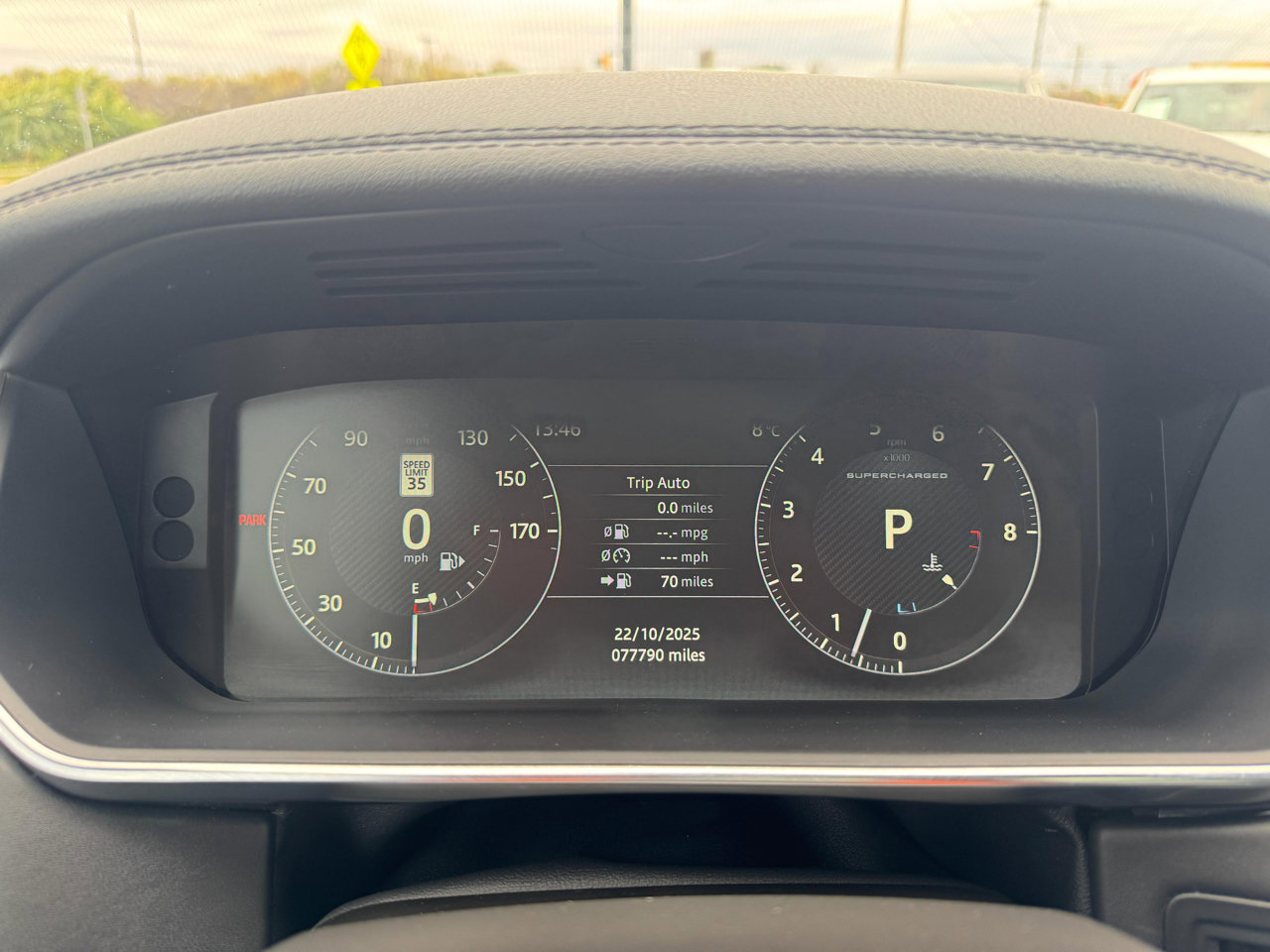 Used 2017 Land Rover Range Rover Supercharged image 9