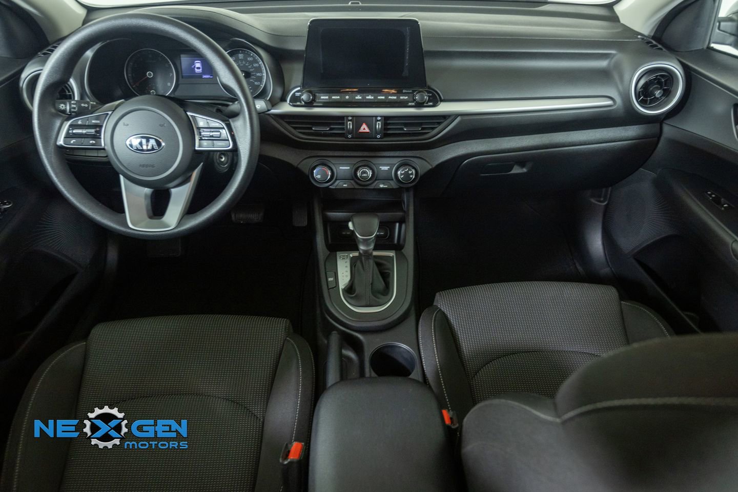 Used 2020 Kia Forte LXS FWD image 30