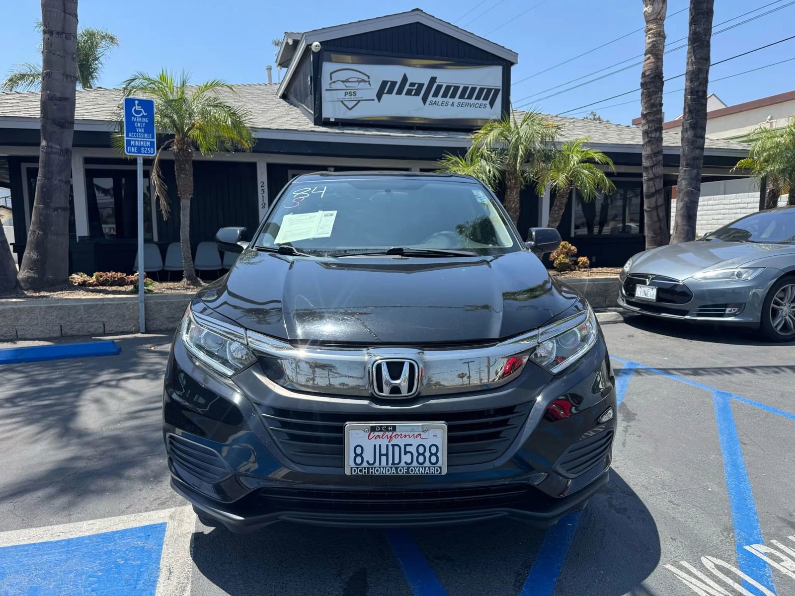 Used 2019 Honda HR-V LX image 2