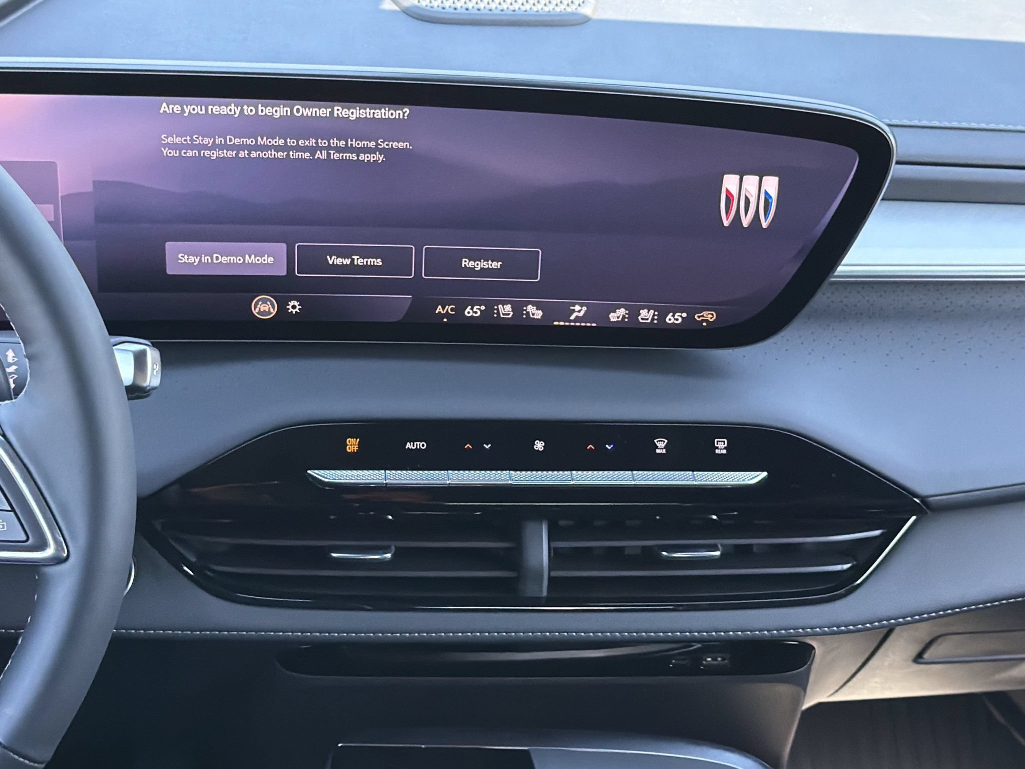 New 2027 Buick Enclave Avenir FWD image 4