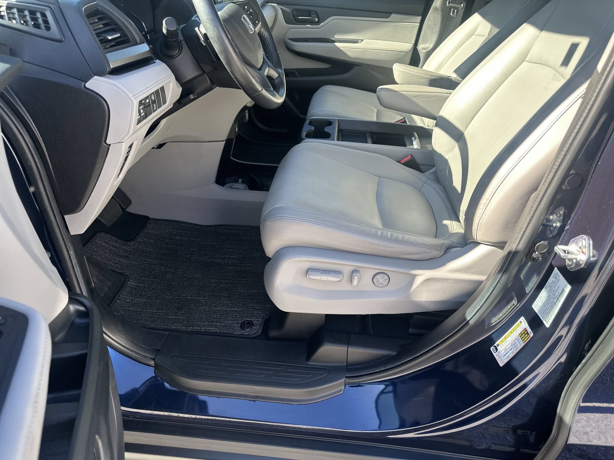 Used 2024 Honda Odyssey EX-L image 9
