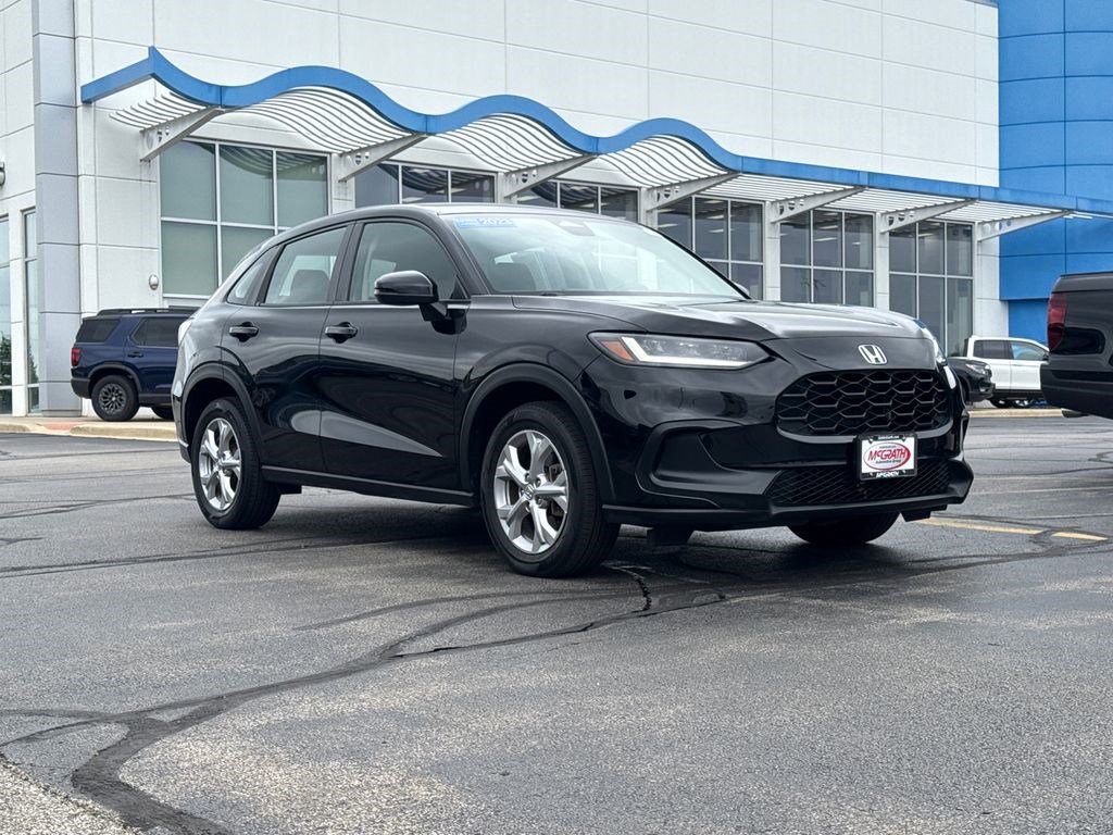 Certified 2023 Honda HR-V LX image 3