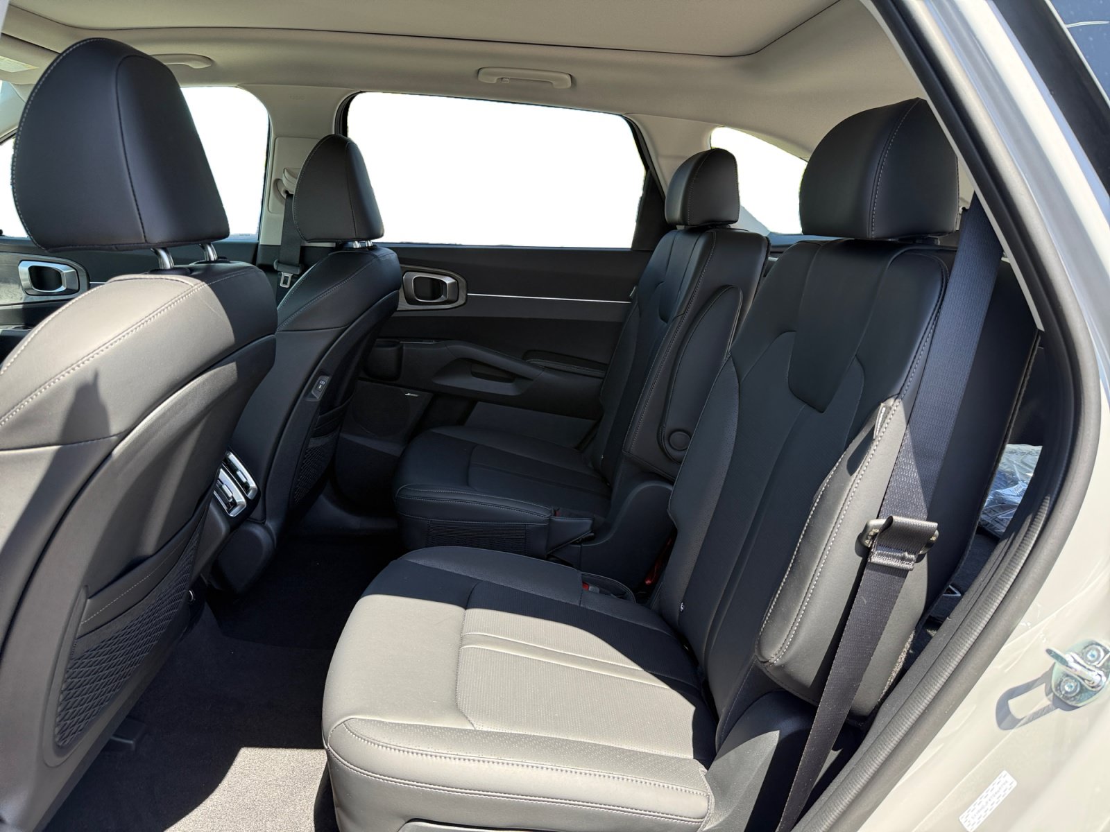 New 2026 Kia Sorento X-Line EX AWD/4WD image 16
