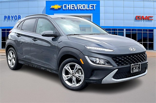 Used 2023 Hyundai Kona SEL image 1