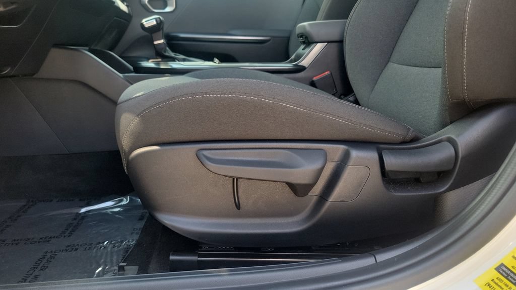 Used 2025 Kia K4 FWD image 16