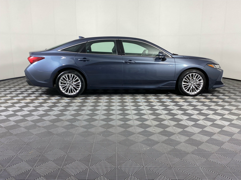 Used 2021 Toyota Avalon Limited w/ Advanced Safety Package FWD image 15