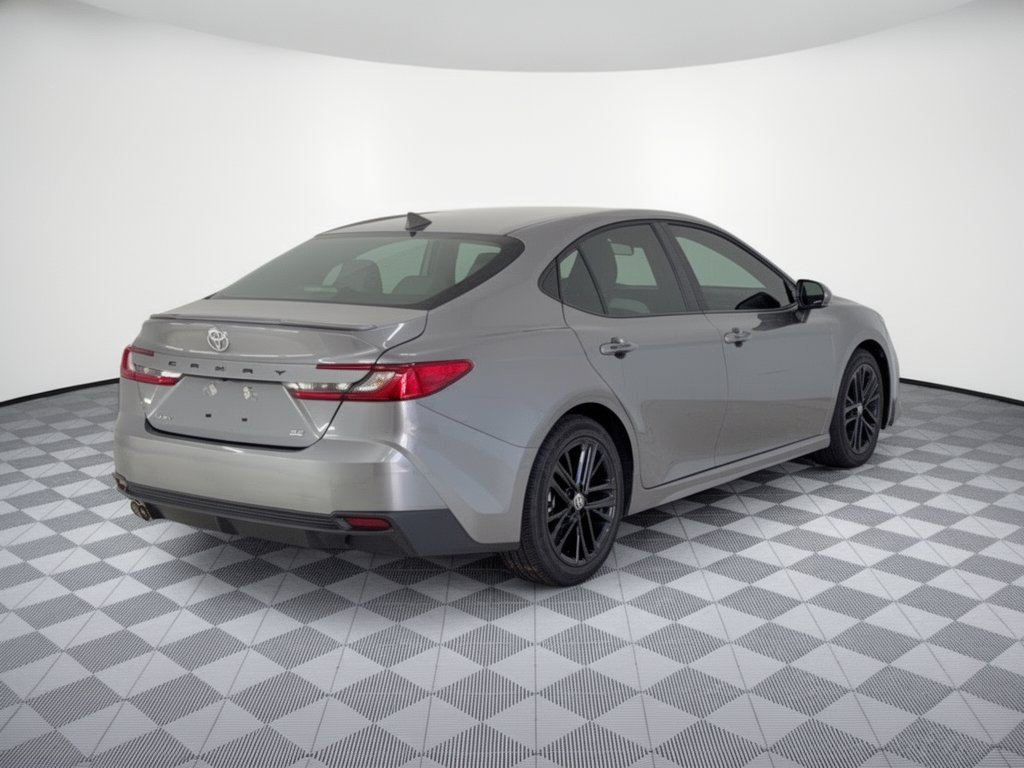 Used 2026 Toyota Camry SE FWD image 9