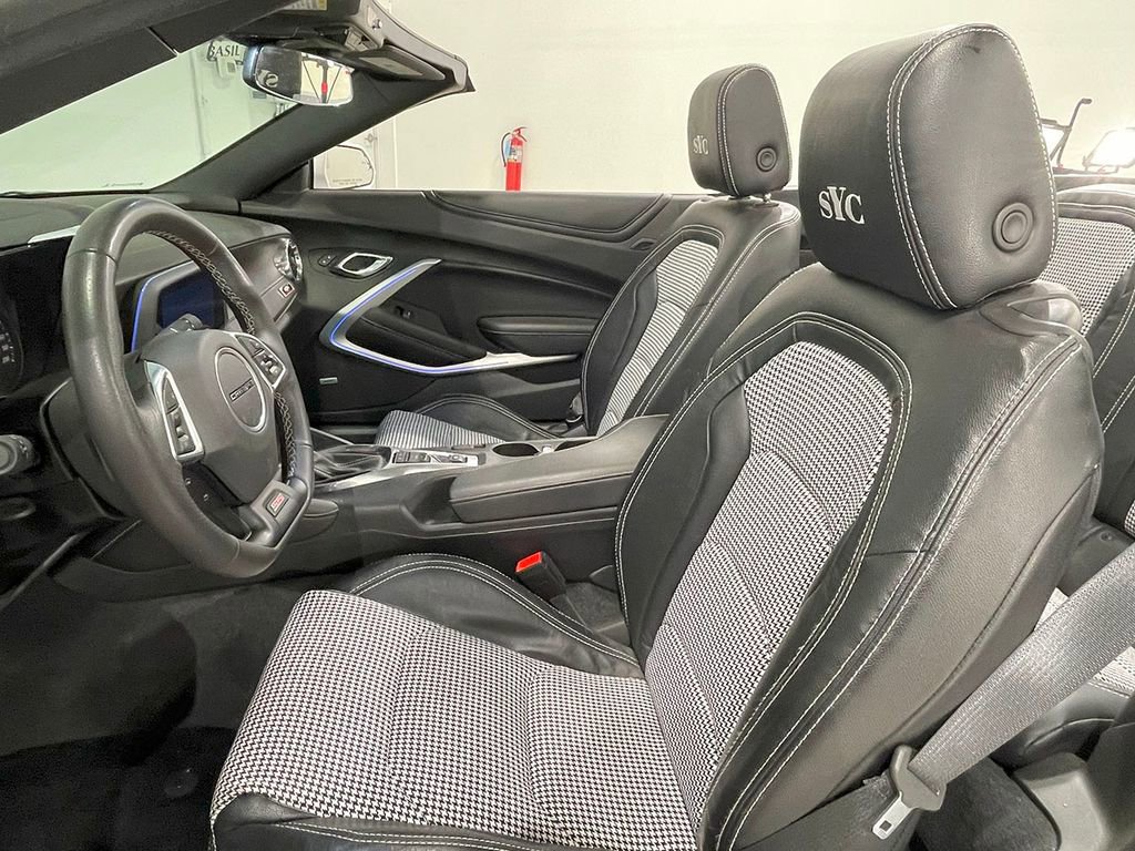 Used 2018 Chevrolet Camaro SS image 52