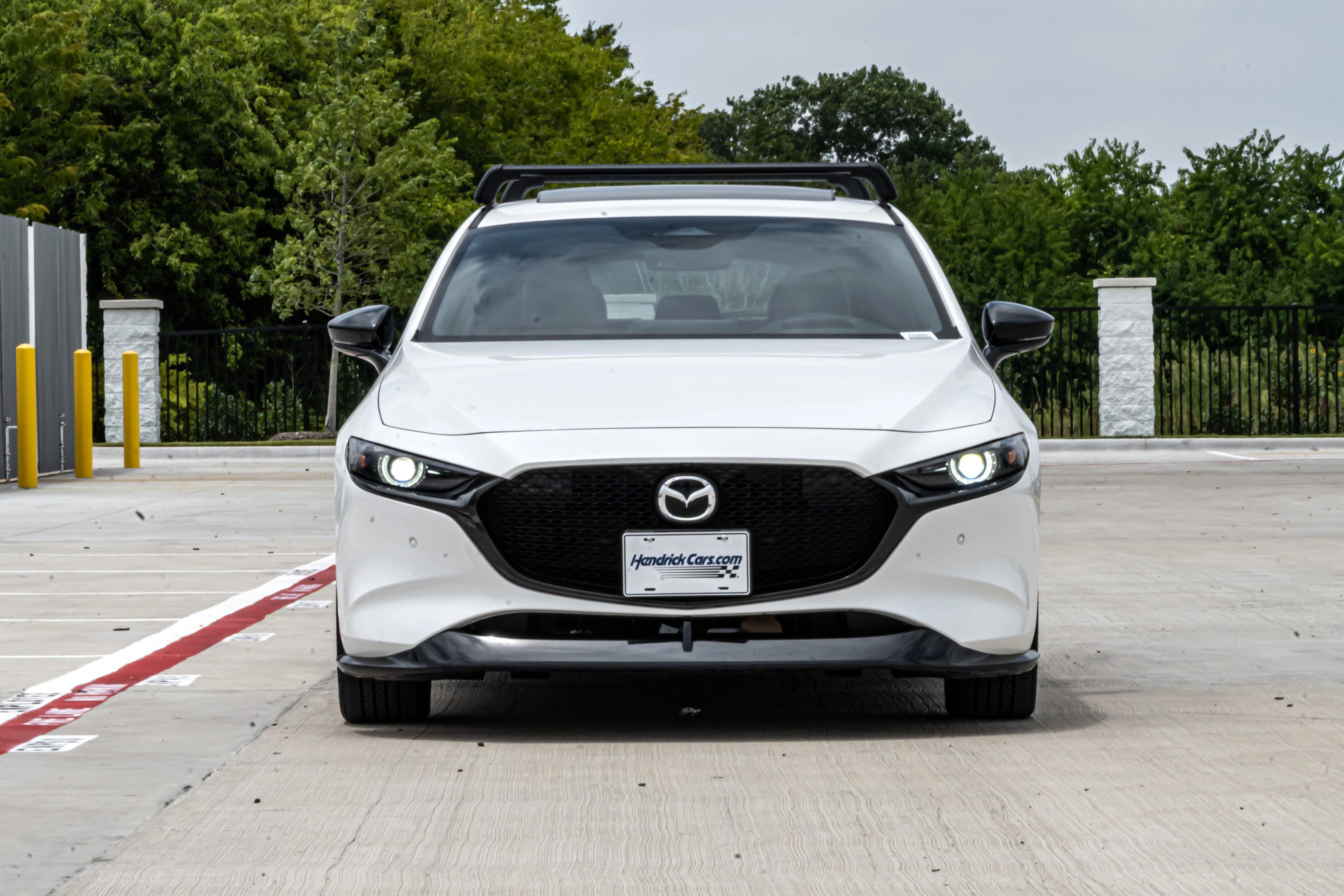 Used 2024 MAZDA MAZDA3 Hatchback w/Premium Plus Pkg AWD/4WD image 3