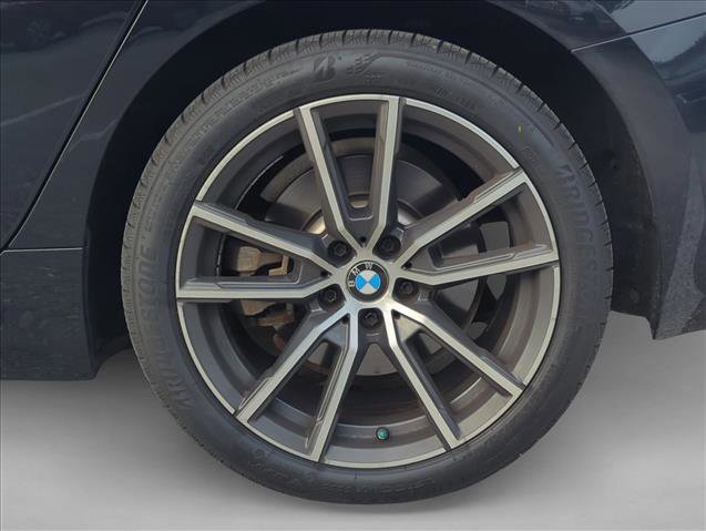 Used 2021 BMW 330i xDrive Sedan image 9