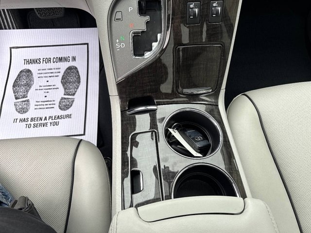 Used 2015 Toyota Venza XLE w/ XLE Premium Package AWD/4WD image 7