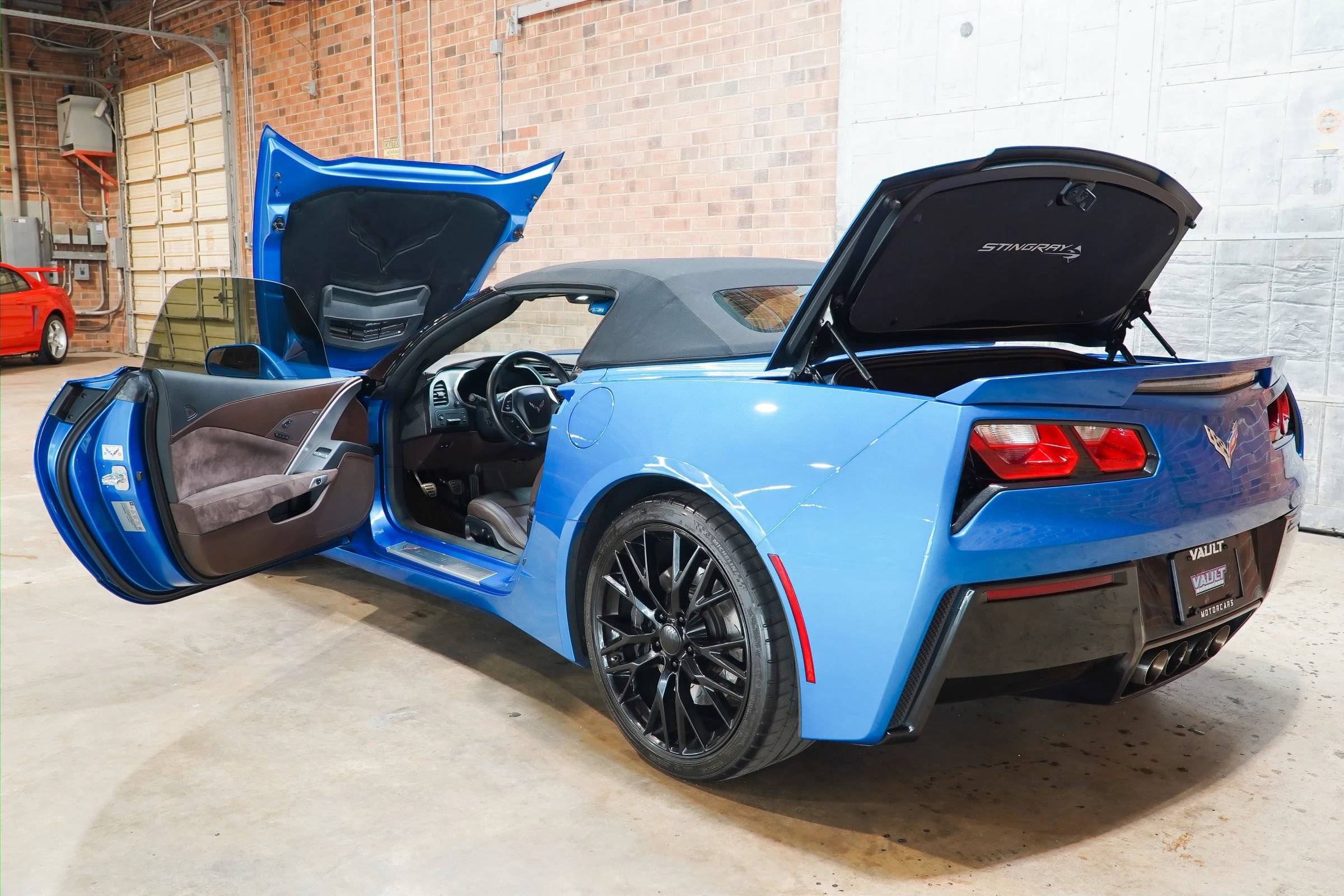 Used 2014 Chevrolet Corvette Stingray Convertible w/ 3LT Preferred Equipment Group RWD image 28