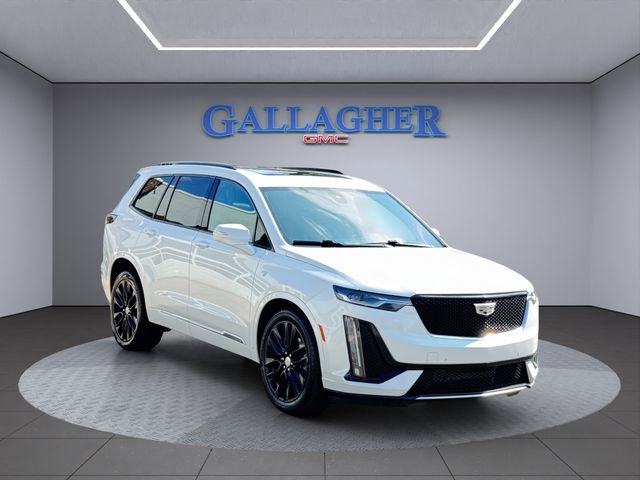 Used 2021 Cadillac XT6 Sport image 1