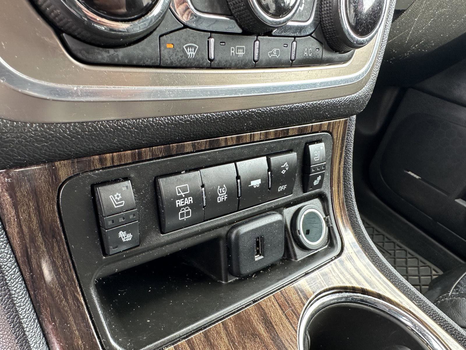 Used 2016 GMC Acadia Denali image 31